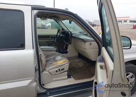 2004 Cadillac Escalade Esv Standard из США, поврежденный, VIN 3GYFK66N14G131900